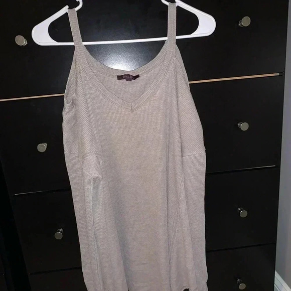 Long Sleeve Shoulder Cut Out Top - Picture 1 of 5
